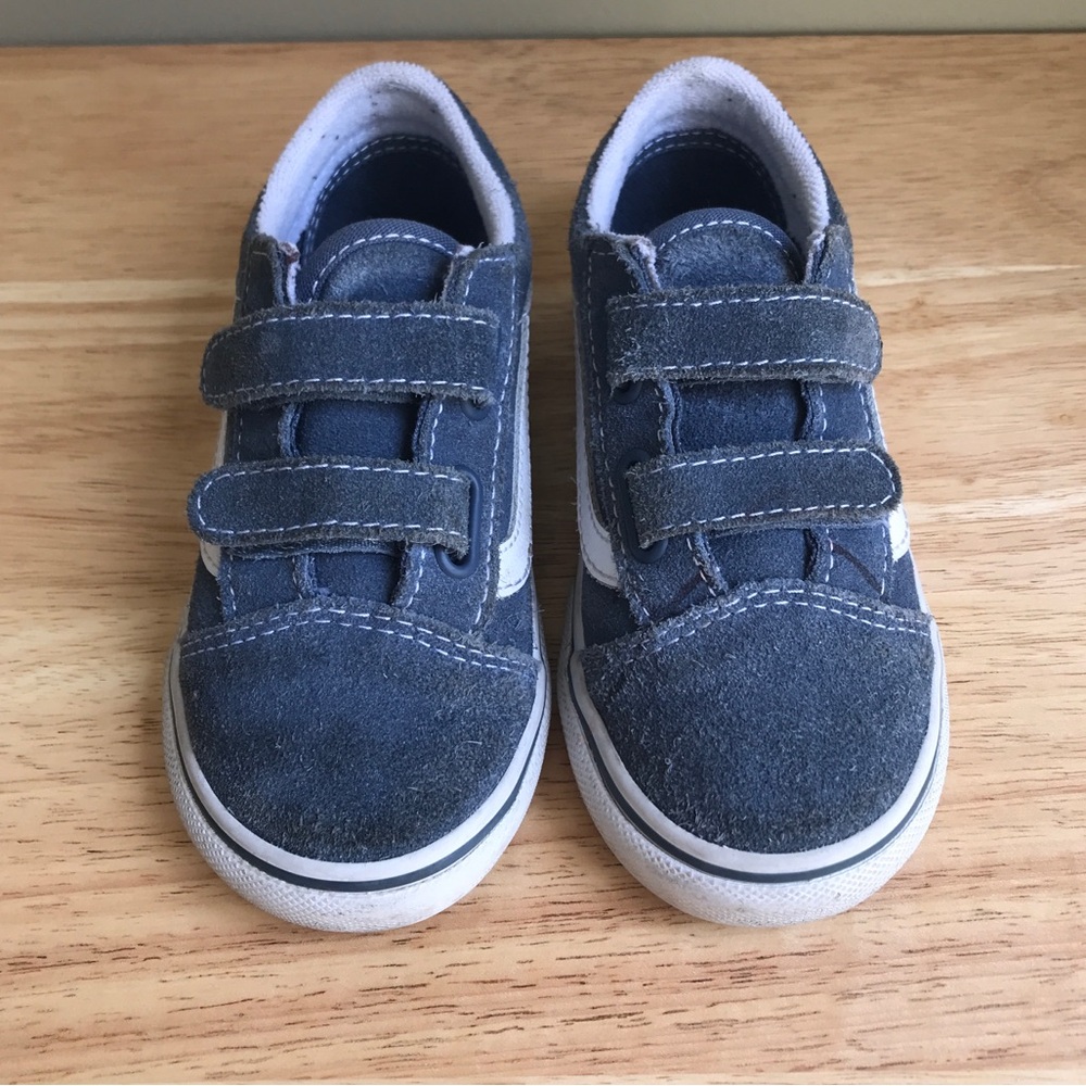 Kids Navy Suede Velcro Sneakers